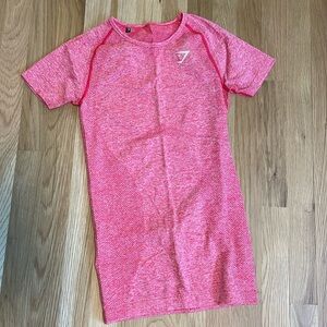 Top. Tees